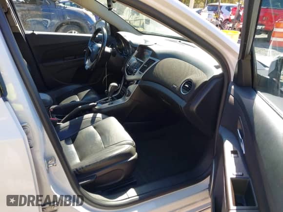 2015 Chevrolet Cruze LTZ с VIN 1G1PG5SB1F7251608, выставлен на аукционе IAAI как лот 43420021 с пробегом 203 880 миль миль и . История ставок и продаж доступна на DreamBid. Изображение 5.