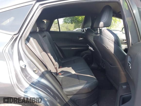 ✅ 2021 Toyota Venza LE • VIN: JTEAAAAH9MJ011425 • Лот: 42903510. Опубликован ранее на IAAI с пробегом 43 526 миль. Бесплатный доступ к архиву аукционных продаж из США и подробный отчёт об истории автомобиля на DreamBid. Изображение 8.