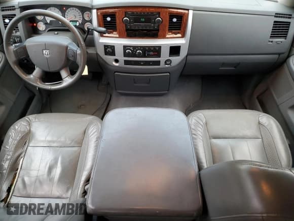 ✅ 2006 Dodge 1500 SLT • VIN: 1D7HU182X6S525668 • Лот: 78240904. Опубликован ранее на Copart с пробегом 311 797 миль. Бесплатный доступ к архиву аукционных продаж из США и подробный отчёт об истории автомобиля на DreamBid. Изображение 8.