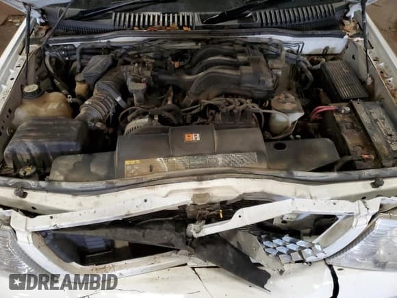 ✅ 2004 Ford Explorer XLT • VIN: 1FMDU73EX4ZA24857 • Лот: 75502114. Опубликован ранее на Copart с пробегом 145 761 миль. Бесплатный доступ к архиву аукционных продаж из США и подробный отчёт об истории автомобиля на DreamBid. Изображение 13.