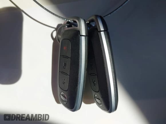 ✅ 2025 Nissan Kicks Play S • VIN: 3N1CP5BV6SL484313 • Lot: 43792879. Listed on IAAI with 1,021 mi. Free auction sales archive from the USA and detailed vehicle history report at DreamBid. Image 11.