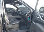 ✅ 2023 Cadillac Escalade 4WD Sport • VIN: 1GYS4EKL8PR484288 • Лот: 43212839. Опубликован ранее на IAAI с пробегом Не указан. Бесплатный доступ к архиву аукционных продаж из США и подробный отчёт об истории автомобиля на DreamBid. Изображение 5.