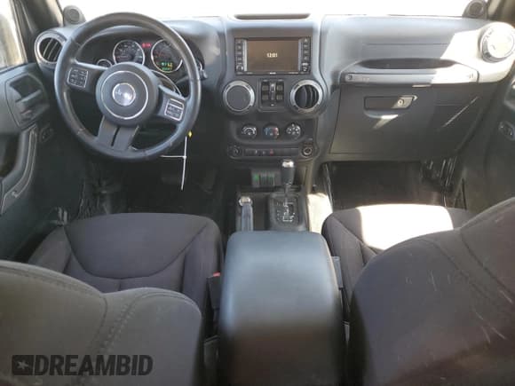 ✅ 2014 Jeep Wrangler Unlimited Sport • VIN: 1C4BJWDG0EL218283 • Lot: 65987235. Listed on Copart with 73,535 mi. Free auction sales archive from the USA and detailed vehicle history report at DreamBid. Image 8.