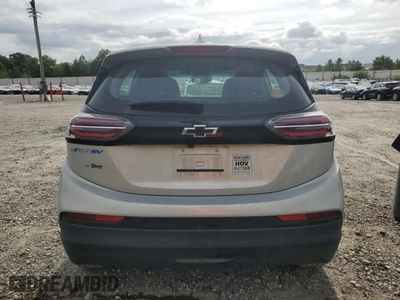 ✅ 2023 Chevrolet Bolt EV 1LT • VIN: 1G1FW6S07P4117112 • Lot: 71765754. Wystawiony na Copart z przebiegiem 15 012 mil. Bezpłatny archiwum sprzedaży aukcyjnych z USA i szczegółowy raport historii pojazdu na DreamBid. Zdjęcie 6.