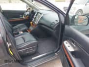 ✅ 2007 Lexus RX 400h • VIN: JTJHW31U972012339 • Lot: 42732902. Wystawiony na IAAI z przebiegiem 238 548 mil. Bezpłatny archiwum sprzedaży aukcyjnych z USA i szczegółowy raport historii pojazdu na DreamBid. Zdjęcie 5.