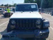 ✅ 2022 Jeep Wrangler Unlimited Sport S • VIN: 1C4HJXDG8NW259579 • Lot: 42974393. Wystawiony na IAAI z przebiegiem 55 553 mil. Bezpłatny archiwum sprzedaży aukcyjnych z USA i szczegółowy raport historii pojazdu na DreamBid. Zdjęcie 12.