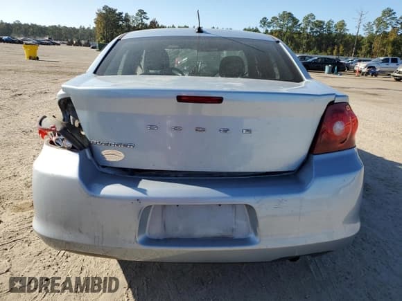 ✅ 2013 Dodge Avenger SE • VIN: 1C3CDZAB1DN725979 • Лот: 76388364. Опубликован ранее на Copart с пробегом Не указан. Бесплатный доступ к архиву аукционных продаж из США и подробный отчёт об истории автомобиля на DreamBid. Изображение 6.