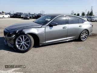 ✅ 2020 Cadillac CT5 Sport • VIN: 1G6DP5RK7L0146885 • Lot: 58581215. Wystawiony na Copart z przebiegiem 38 091 mil. Bezpłatny archiwum sprzedaży aukcyjnych z USA i szczegółowy raport historii pojazdu na DreamBid. Zdjęcie 1.