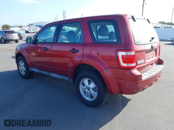 ✅ 2012 Ford Escape XLS • VIN: 1FMCU0C73CKC01180 • Лот: 43371139. Опубликован ранее на IAAI с пробегом 176 781 миль. Бесплатный доступ к архиву аукционных продаж из США и подробный отчёт об истории автомобиля на DreamBid. Изображение 3.