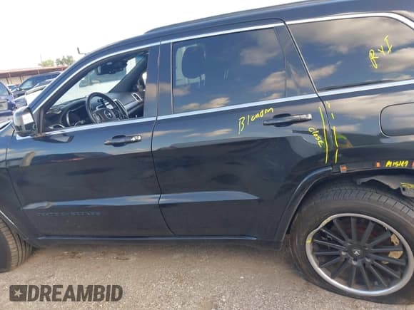 ✅ 2015 Jeep Grand Cherokee Laredo • VIN: 1C4RJEAG7FC143869 • Lot: 42977818. Wystawiony na IAAI z przebiegiem 83 865 mil. Bezpłatny archiwum sprzedaży aukcyjnych z USA i szczegółowy raport historii pojazdu na DreamBid. Zdjęcie 14.