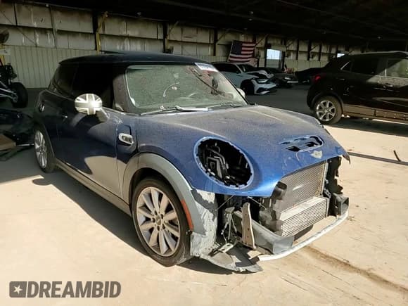 ✅ 2014 MINI Hardtop S • VIN: WMWXM7C59ET985906 • Lot: 65554105. Listed on Copart with 122,009 mi. Free auction sales archive from the USA and detailed vehicle history report at DreamBid. Image 14.