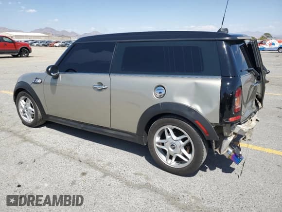 ✅ 2009 MINI Clubman S • VIN: WMWMM335X9TP93573 • Лот: 69290125. Опубликован ранее на Copart с пробегом 107 434 миль. Бесплатный доступ к архиву аукционных продаж из США и подробный отчёт об истории автомобиля на DreamBid. Изображение 2.