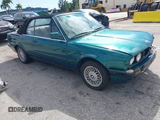 1992 BMW 3 Series z VIN WBABB2311NEC29932, wystawiony jako IAAI lot #43605320 z przebiegiem 133 331 mil mil oraz . Historia ofert i sprzedaży dostępna na DreamBid. Obrazek 1.