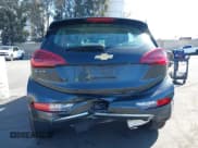 ✅ 2020 Chevrolet Bolt EV LT • VIN: 1G1FY6S05L4135290 • Lot: 41598059. Wystawiony na IAAI z przebiegiem 46 938 mil. Bezpłatny archiwum sprzedaży aukcyjnych z USA i szczegółowy raport historii pojazdu na DreamBid. Zdjęcie 6.