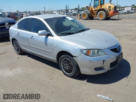 ✅ 2008 Mazda 3 Sport • VIN: JM1BK12G581828599 • Lot: 42912533. Wystawiony na IAAI z przebiegiem 223 270 mil. Bezpłatny archiwum sprzedaży aukcyjnych z USA i szczegółowy raport historii pojazdu na DreamBid. Zdjęcie 1.