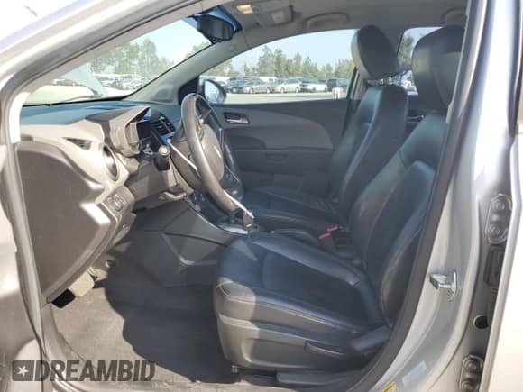 2014 Chevrolet Sonic LTZ с VIN 1G1JE5SG1E4128009, выставлен на аукционе Copart как лот 54007785 с пробегом 146 811 миль миль и Списание • Salvage title. История ставок и продаж доступна на DreamBid. Изображение 7.