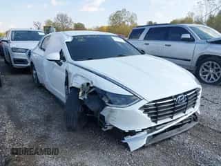 2022 Hyundai Sonata SE with VIN 5NPEG4JAXNH133763, listed as a IAAI auction lot 43258629 with 31,039 mi miles and . Bid and sale history available at DreamBid. Image 6.