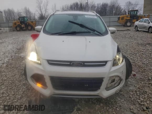 ✅ 2015 Ford Escape Titanium • VIN: 1FMCU0JX3FUA50546 • Lot: 94234395. Listed on Copart with 101,523 mi. Free auction sales archive from the USA and detailed vehicle history report at DreamBid. Image 5.
