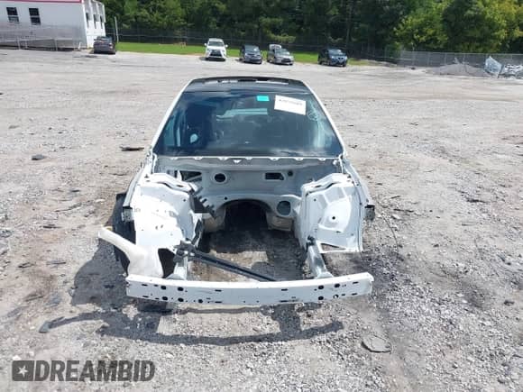 2015 Dodge Charger SRT Hellcat z VIN 2C3CDXL9XFH787696, wystawiony jako IAAI lot #42975689 z przebiegiem Nie podano mil oraz . Historia ofert i sprzedaży dostępna na DreamBid. Obrazek 6.