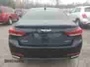 2015 Hyundai Genesis 3.8L z VIN KMHGN4JE5FU086842, wystawiony jako Copart lot #79109154 z przebiegiem 289 974 mil mil oraz Szkoda całkowita • Salvage title. Historia ofert i sprzedaży dostępna na DreamBid. Obrazek 6.