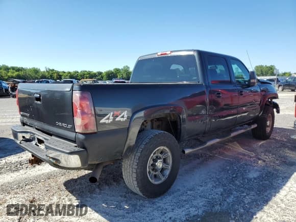 ✅ 2003 Chevrolet Silverado 2500HD LS • VIN: 1GCHK23113F237496 • Lot: 65458675. Listed on Copart with Not provided. Free auction sales archive from the USA and detailed vehicle history report at DreamBid. Image 3.