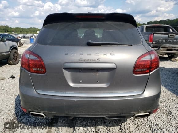 ✅ 2011 Porsche Cayenne S • VIN: WP1AB2A20BLA55333 • Lot: 72448704. Listed on Copart with 90,315 mi. Free auction sales archive from the USA and detailed vehicle history report at DreamBid. Image 6.