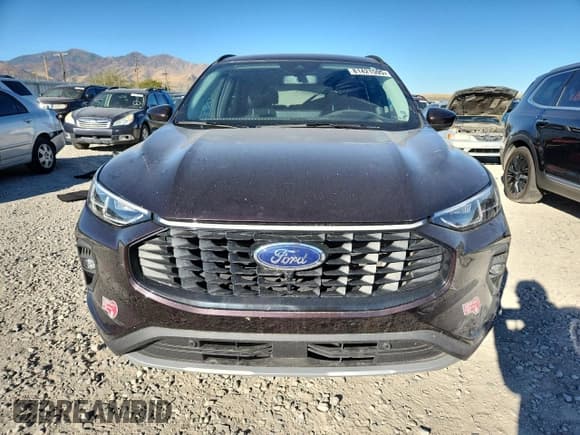 ✅ 2023 Ford Escape PHEV • VIN: 1FMCU0E12PUA67782 • Lot: 81421595. Listed on Copart with 31,748 mi. Free auction sales archive from the USA and detailed vehicle history report at DreamBid. Image 5.