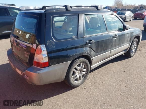 ✅ 2007 Subaru Forester X L.L. Bean • VIN: JF1SG67667H712340 • Lot: 41504293. Listed on IAAI with 185,547 mi. Free auction sales archive from the USA and detailed vehicle history report at DreamBid. Image 4.