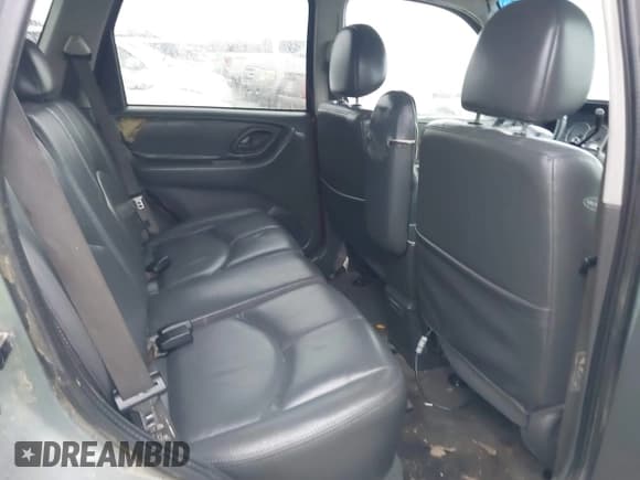 ✅ 2003 Mazda Tribute LX • VIN: 4F2YZ04193KM39783 • Lot: 41439794. Listed on IAAI with 241,941 mi. Free auction sales archive from the USA and detailed vehicle history report at DreamBid. Image 8.