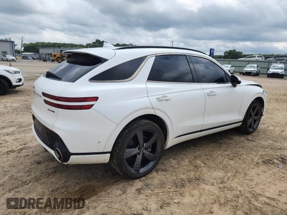 ✅ 2022 Genesis GV70 Sport • VIN: KMUMCDTC7NU010950 • Lot: 72047755. Wystawiony na Copart z przebiegiem 87 307 mil. Bezpłatny archiwum sprzedaży aukcyjnych z USA i szczegółowy raport historii pojazdu na DreamBid. Zdjęcie 3.