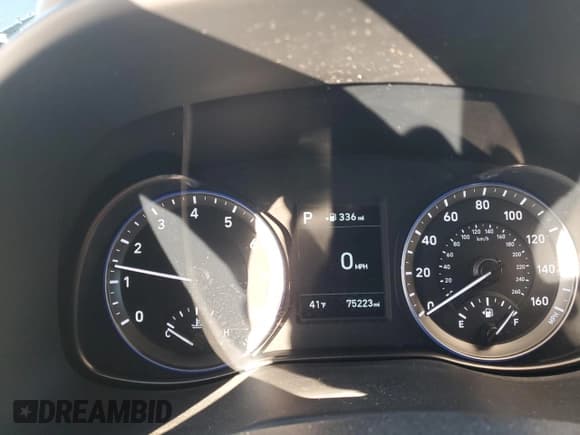 ✅ 2018 Hyundai Kona SEL • VIN: KM8K6CAA4JU148965 • Lot: 90759485. Listed on Copart with 75,223 mi. Free auction sales archive from the USA and detailed vehicle history report at DreamBid. Image 9.