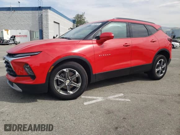 2023 Chevrolet Blazer LT z VIN 3GNKBCR49PS227045, wystawiony jako Copart lot #65666434 z przebiegiem 4 080 mil mil oraz Szkoda całkowita • Salvage title. Historia ofert i sprzedaży dostępna na DreamBid. Obrazek 1.