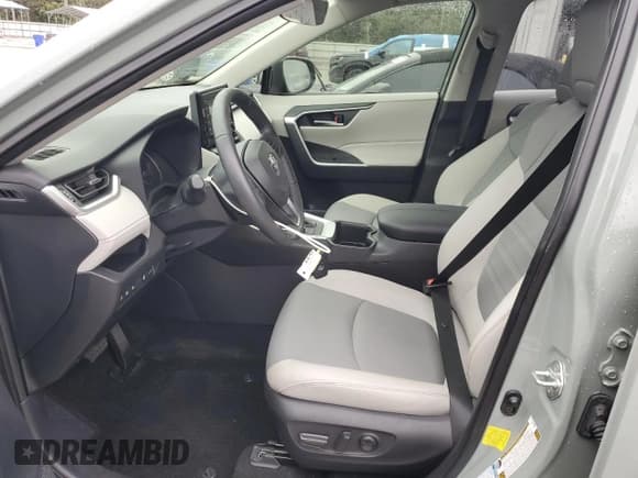 ✅ 2022 Toyota RAV4 Hybrid XLE Premium • VIN: JTMB6RFV7ND061778 • Lot: 90081385. Wystawiony na Copart z przebiegiem 22 973 mil. Bezpłatny archiwum sprzedaży aukcyjnych z USA i szczegółowy raport historii pojazdu na DreamBid. Zdjęcie 7.