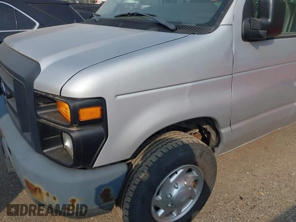 ✅ 2014 Ford Econoline Cargo Commercial • VIN: 1FTNS2EW2EDA21988 • Lot: 42369595. Listed on IAAI with 90,374 mi. Free auction sales archive from the USA and detailed vehicle history report at DreamBid. Image 6.