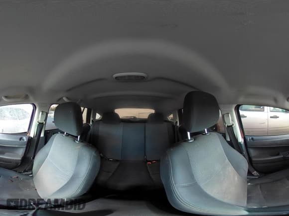 ✅ 2011 Dodge Caliber Mainstreet • VIN: 1B3CB3HA6BD121246 • Lot: 43602283. Wystawiony na IAAI z przebiegiem 183 423 mil. Bezpłatny archiwum sprzedaży aukcyjnych z USA i szczegółowy raport historii pojazdu na DreamBid. Zdjęcie 18.