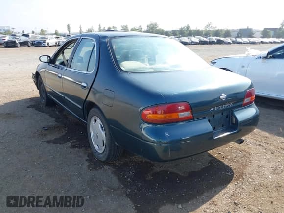 ✅ 1993 Nissan Altima GLE • VIN: 1N4BU31F1PC156595 • Лот: 42654230. Опубликован ранее на IAAI с пробегом 122 658 миль. Бесплатный доступ к архиву аукционных продаж из США и подробный отчёт об истории автомобиля на DreamBid. Изображение 3.