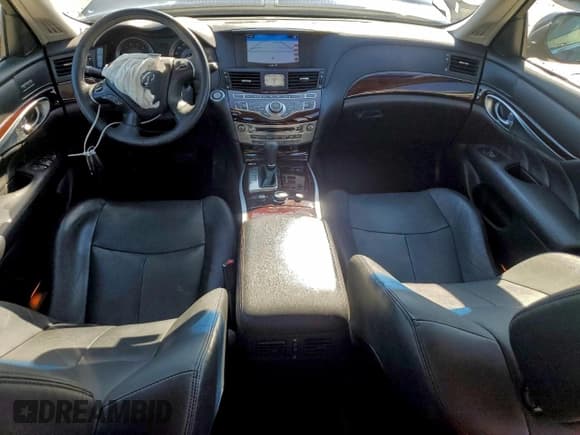 ✅ 2018 Infiniti Q70 Luxe • VIN: JN1BY1AP9JM181065 • Lot: 94047255. Listed on Copart with 53,361 mi. Free auction sales archive from the USA and detailed vehicle history report at DreamBid. Image 8.