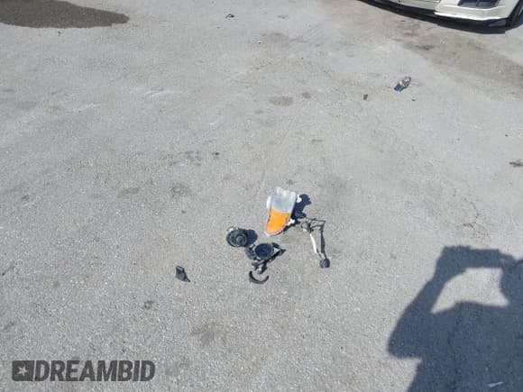 ✅ 2010 Buick Enclave CXL • VIN: 5GALRCEDXAJ186112 • Lot: 42322688. Wystawiony na IAAI z przebiegiem 208 917 mil. Bezpłatny archiwum sprzedaży aukcyjnych z USA i szczegółowy raport historii pojazdu na DreamBid. Zdjęcie 12.