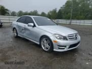 ✅ 2012 Mercedes-Benz C 300 Sport • VIN: WDDGF8BB0CR214373 • Lot: 81096585. Wystawiony na Copart z przebiegiem 112 548 mil. Bezpłatny archiwum sprzedaży aukcyjnych z USA i szczegółowy raport historii pojazdu na DreamBid. Zdjęcie 4.