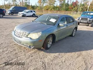 ✅ 2010 Chrysler Sebring Limited • VIN: 1C3CC5FB4AN131063 • Лот: 43751049. Опубликован ранее на IAAI с пробегом 127 557 миль. Бесплатный доступ к архиву аукционных продаж из США и подробный отчёт об истории автомобиля на DreamBid. Изображение 2.