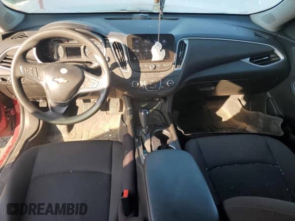 2019 Chevrolet Malibu RS z VIN 1G1ZG5ST8KF180604, wystawiony jako Copart lot #80250265 z przebiegiem 48 910 mil mil oraz Szkoda całkowita • Salvage title. Historia ofert i sprzedaży dostępna na DreamBid. Obrazek 8.