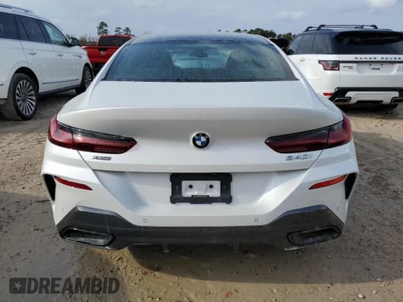 ✅ 2021 BMW 8 Series 840i • VIN: WBAGV4C00MCF65565 • Лот: 72652692. Опубликован ранее на Copart с пробегом Не указан. Бесплатный доступ к архиву аукционных продаж из США и подробный отчёт об истории автомобиля на DreamBid. Изображение 6.