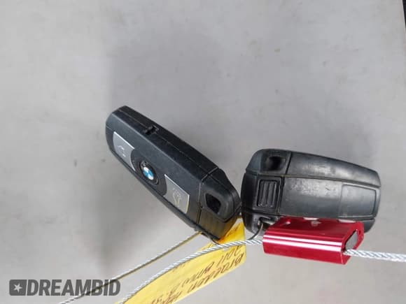 ✅ 2011 BMW 3 Series 328i xDrive • VIN: WBAPK7C51BF085257 • Lot: 43506788. Listed on IAAI with 118,081 mi. Free auction sales archive from the USA and detailed vehicle history report at DreamBid. Image 11.