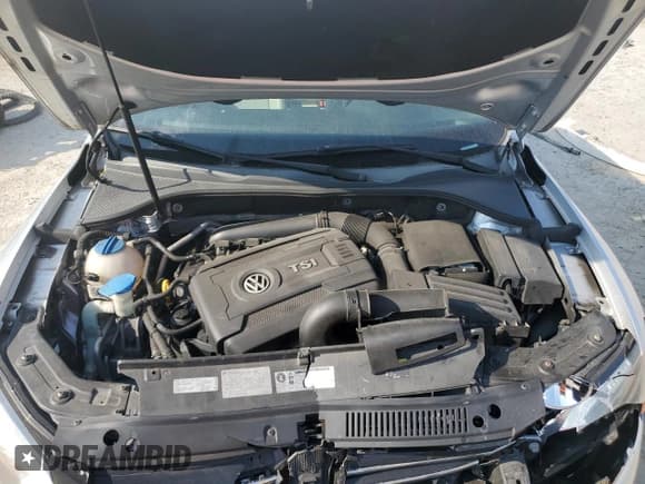 ✅ 2015 Volkswagen Passat SE • VIN: 1VWBS7A34FC004741 • Lot: 80783475. Wystawiony na Copart z przebiegiem 116 237 mil. Bezpłatny archiwum sprzedaży aukcyjnych z USA i szczegółowy raport historii pojazdu na DreamBid. Zdjęcie 11.