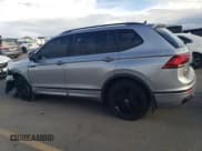 ✅ 2022 Volkswagen Tiguan SE R-Line Black • VIN: 3VV8B7AXXNM152911 • Lot: 90697705. Listed on Copart with 16,398 mi. Free auction sales archive from the USA and detailed vehicle history report at DreamBid. Image 2.