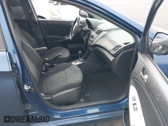 ✅ 2016 Hyundai Accent SE • VIN: KMHCT5AE2GU280532 • Lot: 43379322. Listed on IAAI with 170,649 mi. Free auction sales archive from the USA and detailed vehicle history report at DreamBid. Image 5.