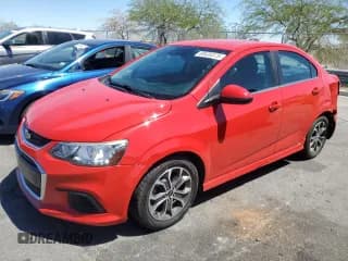 ✅ 2019 Chevrolet Sonic LT • VIN: 1G1JD5SB7K4110200 • Лот: 69430375. Опубликован ранее на Copart с пробегом 101 401 миль. Бесплатный доступ к архиву аукционных продаж из США и подробный отчёт об истории автомобиля на DreamBid. Изображение 1.
