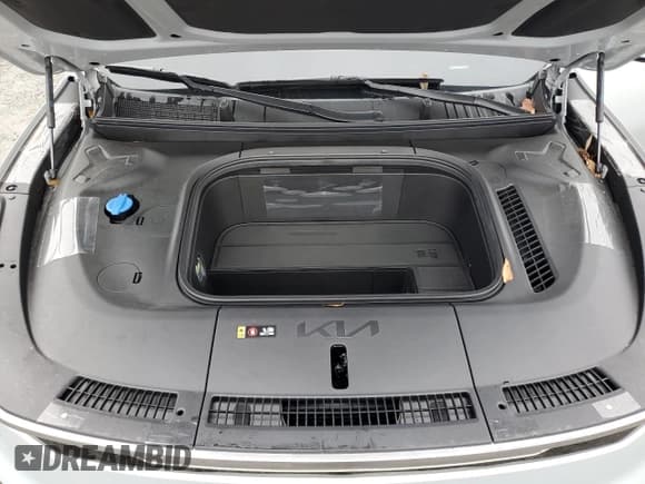 ✅ 2024 Kia EV9 Land • VIN: KNDADFS52R6036450 • Lot: 84941774. Wystawiony na Copart z przebiegiem 1 320 mil. Bezpłatny archiwum sprzedaży aukcyjnych z USA i szczegółowy raport historii pojazdu na DreamBid. Zdjęcie 12.