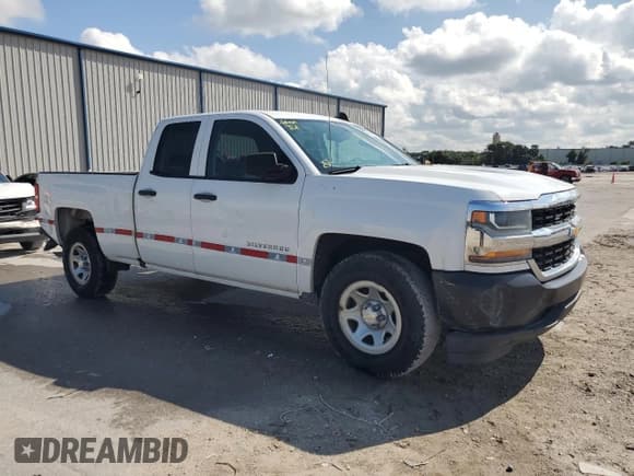 ✅ 2019 Chevrolet Silverado 1500 Work Truck • VIN: 2GCRCNEC3K1131428 • Lot: 73585114. Wystawiony na Copart z przebiegiem 136 536 mil. Bezpłatny archiwum sprzedaży aukcyjnych z USA i szczegółowy raport historii pojazdu na DreamBid. Zdjęcie 4.