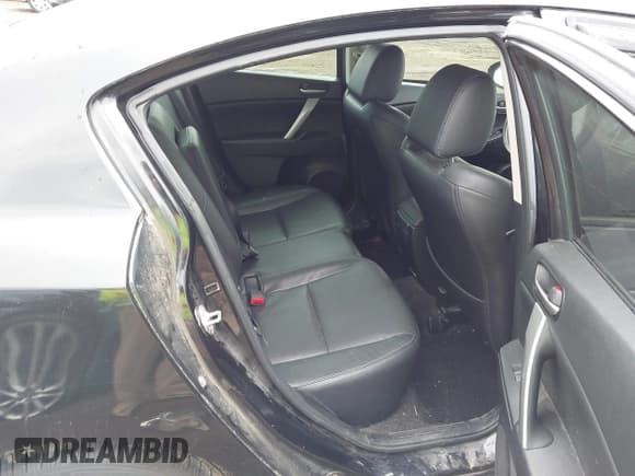 ✅ 2013 Mazda 3 i Grand Touring • VIN: JM1BL1W7XD1780499 • Lot: 42739955. Wystawiony na IAAI z przebiegiem 99 516 mil. Bezpłatny archiwum sprzedaży aukcyjnych z USA i szczegółowy raport historii pojazdu na DreamBid. Zdjęcie 8.